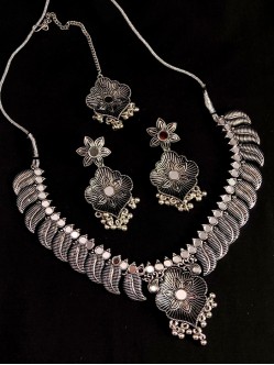 black-polish-jewelry-KJETNON302NBTON31